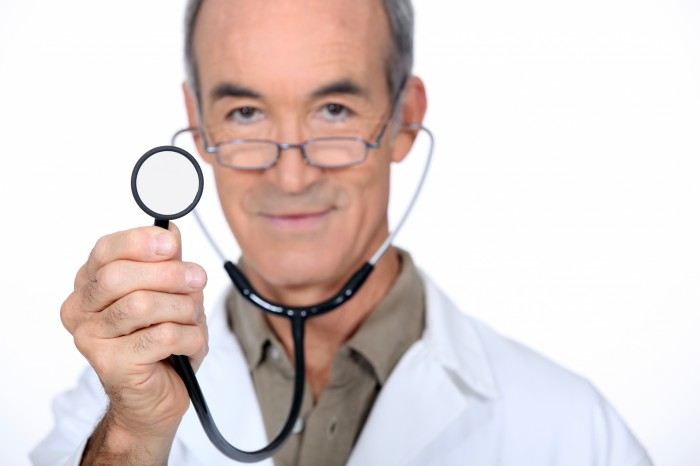 médecin avec sthétoscope